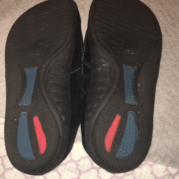 Spenco slides that are fleece lined. Suede - Picture 2 of 5